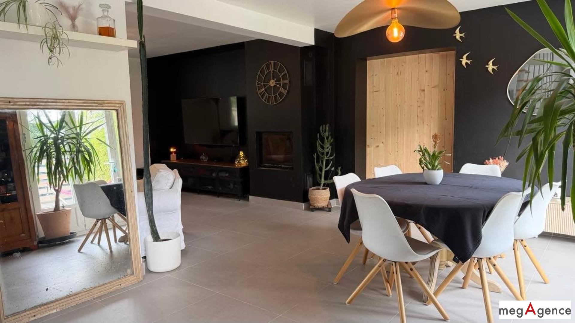 Maison 7 pièces 157 m² · à Maule · 157 m² · 399 500 €