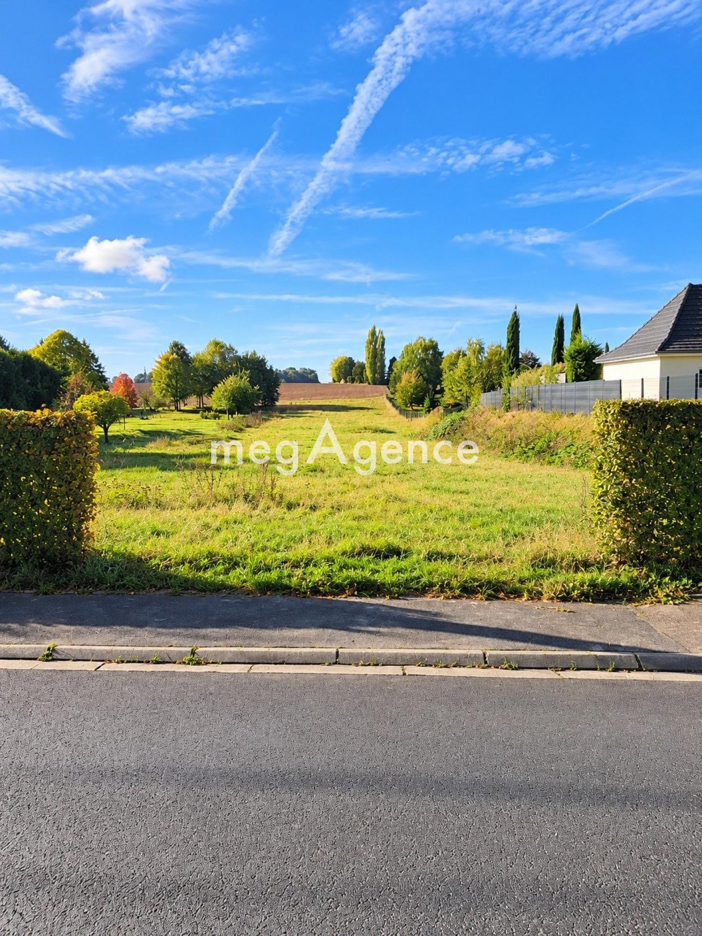 Terrain 4400 m² · à Ligny-en-Cambrésis · 75 900 €
