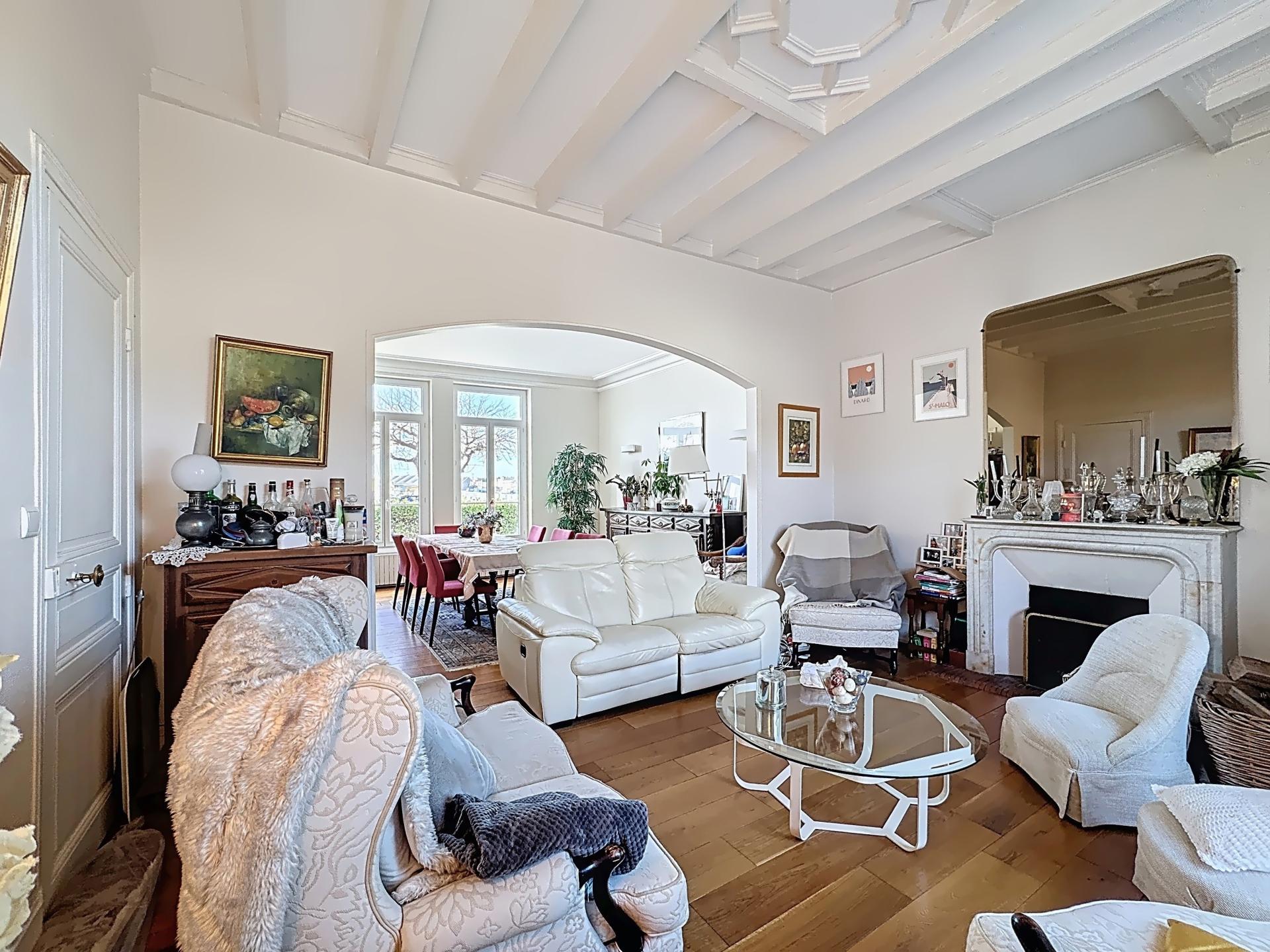 Maison 11 pièces 217 m² · à Saint-Malo · 217 m² · 990 000 €