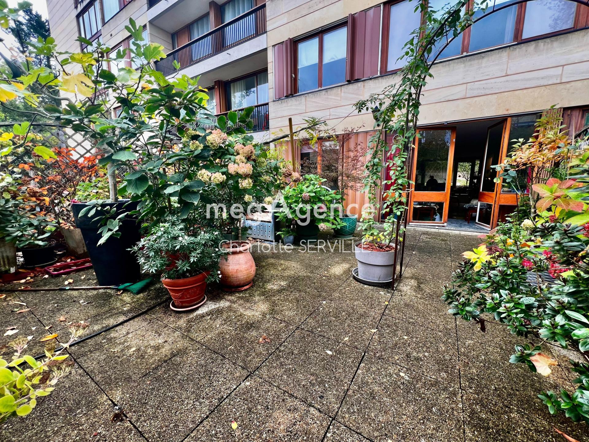 Appartement 5 pièces 113 m² · à La Celle-Saint-Cloud · 113 m² · 415 000 €