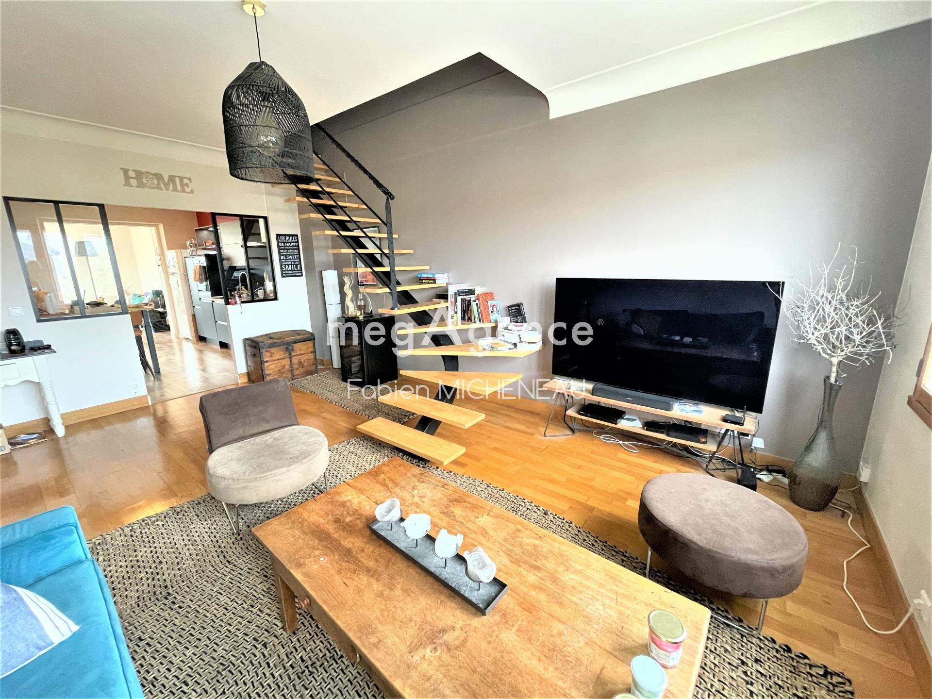 Maison 7 pièces 143 m² · à Cholet · 143 m² · 233 000 €