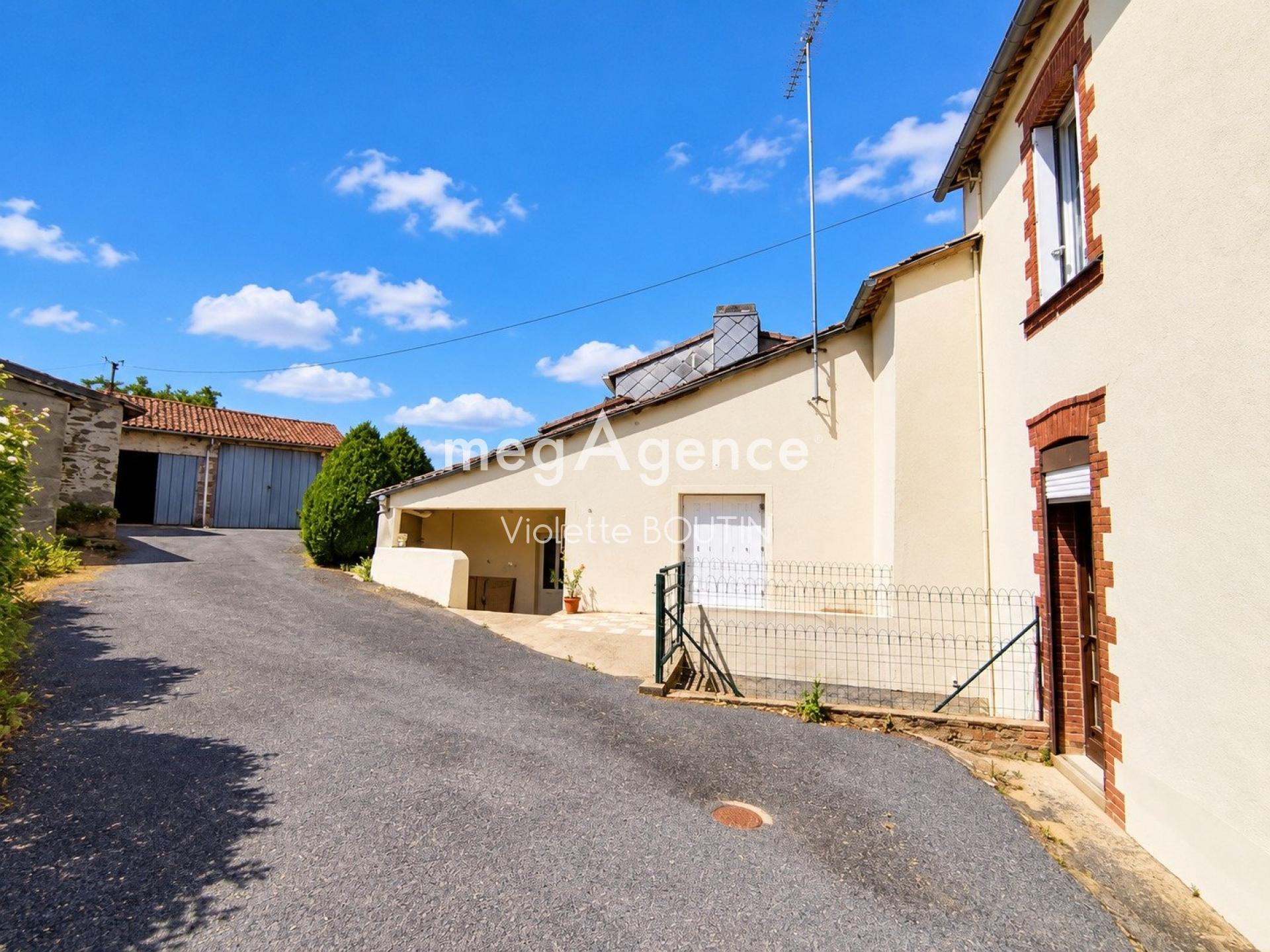 Maison 5 pièces 94 m² · à Montrevault-sur-Èvre · 94 m² · 123 000 €