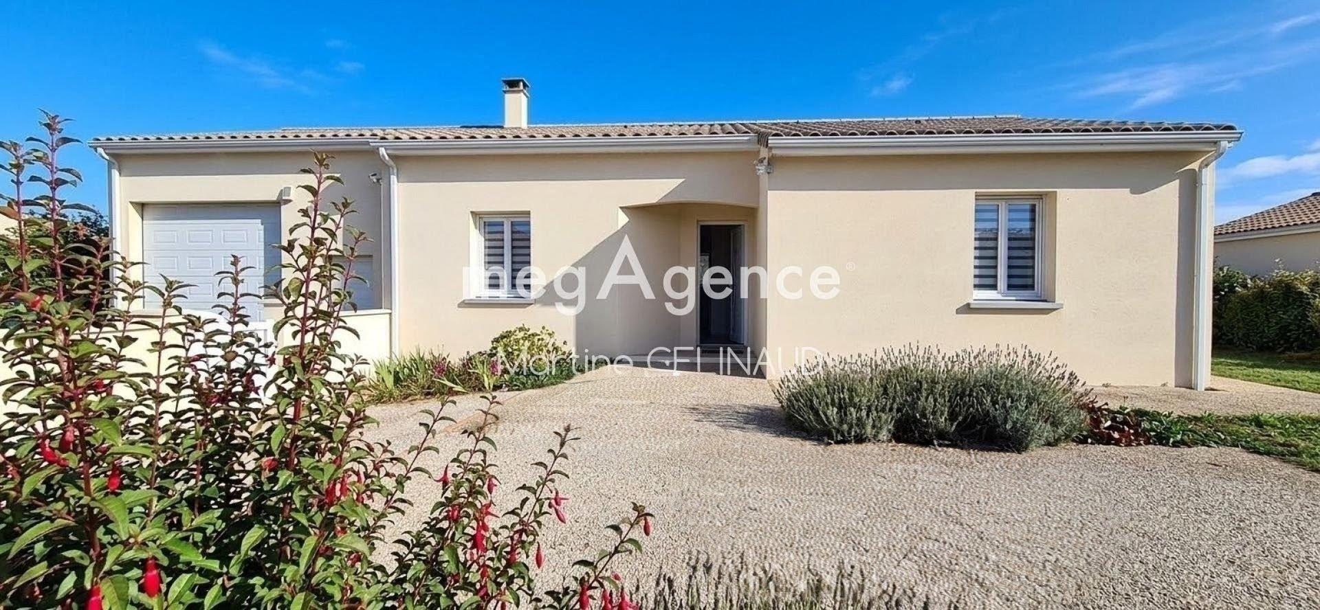Maison 4 pièces 100 m² · à Saint-Georges-des-Coteaux · 100 m² · 329 500 €