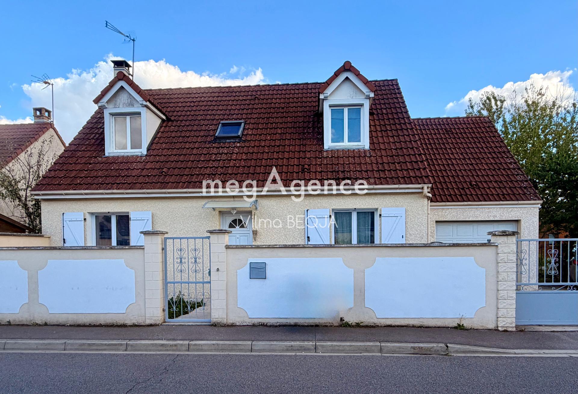 Maison 5 pièces 108 m² · à Sens · 108 m² · 215 000 €