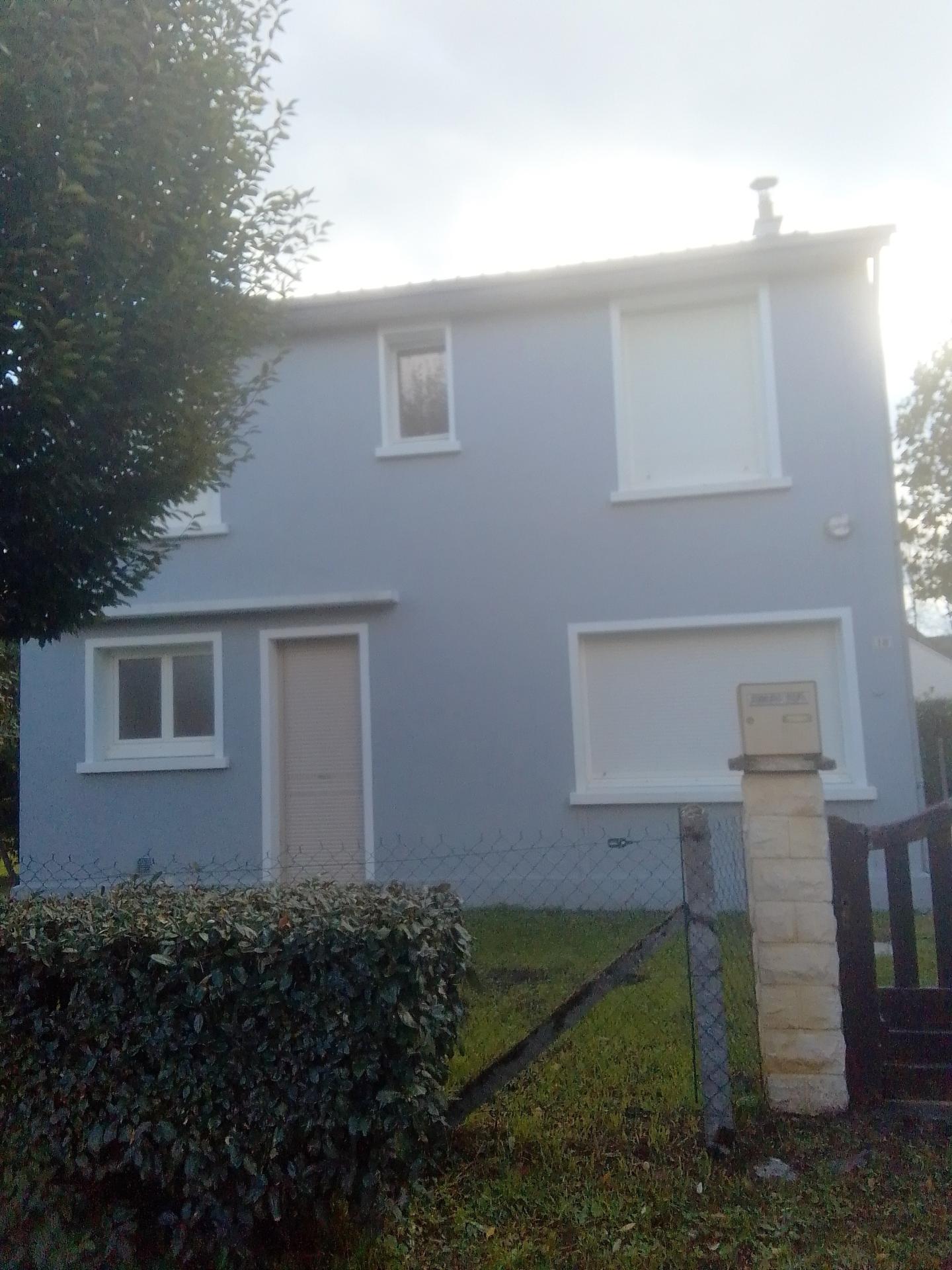 Maison 5 pièces 90 m² · aux Hauts-d'Anjou · 90 m² · 146 000 €