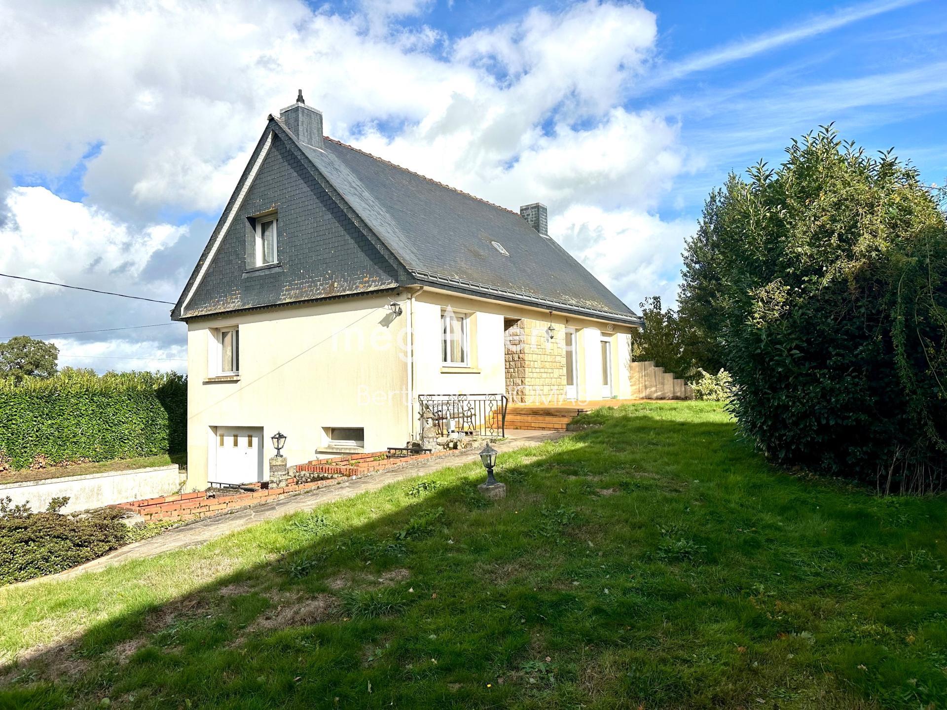 Maison 4 pièces 90 m² · à Saint-Sauveur-des-Landes · 90 m² · 219 500 €