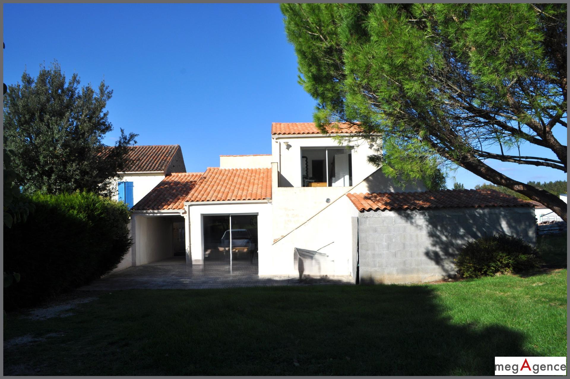 Maison 5 pièces 150 m² · à Saint-Pierre-la-Noue · 150 m² · 272 000 €